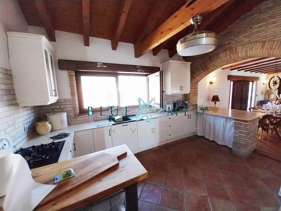 4 slaapkamer Finca/Landhuis te koop in El Pareton - € 325.000 (Ref: 10129521)