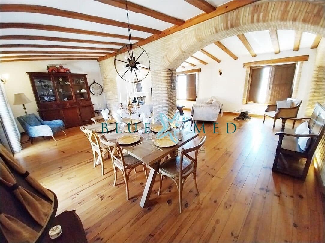 4 slaapkamer Finca/Landhuis te koop in El Pareton - € 325.000 (Ref: 10129521)