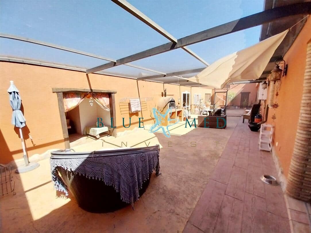 4 slaapkamer Finca/Landhuis te koop in El Pareton - € 325.000 (Ref: 10129521)