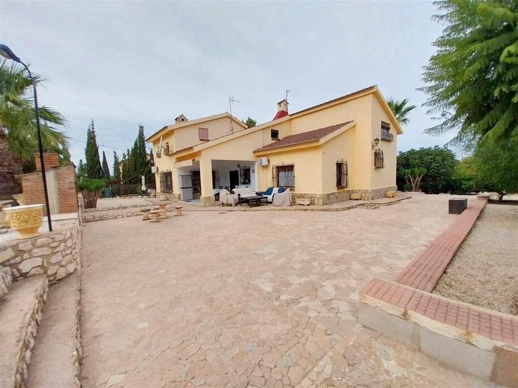 7 sypialnia Finka/Dom wiejski na sprzedaż w Lorca z basenem garażem - 320 000 € (Ref: 10142654)