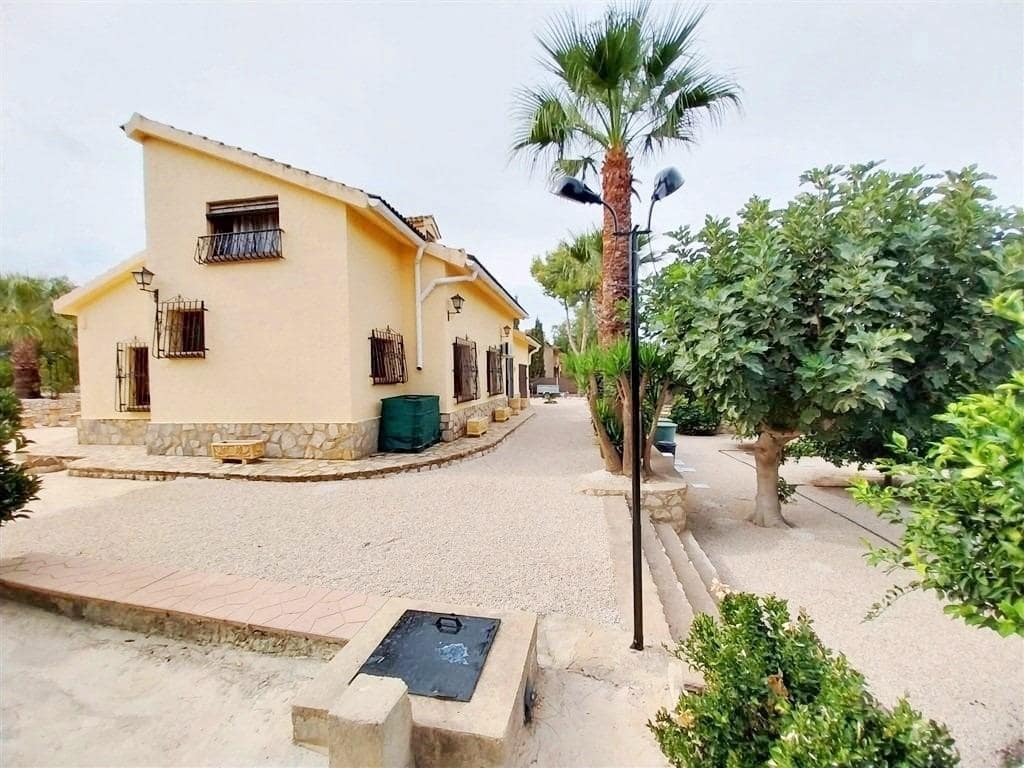 7 sypialnia Finka/Dom wiejski na sprzedaż w Lorca z basenem garażem - 320 000 € (Ref: 10142654)