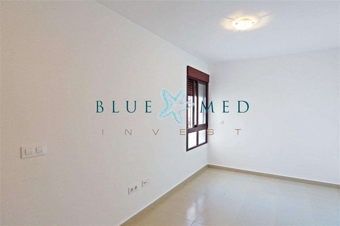 Apartamento de 2 habitaciones en Isla Plana en venta con piscina garaje - 169.900 € (Ref: 10166700)