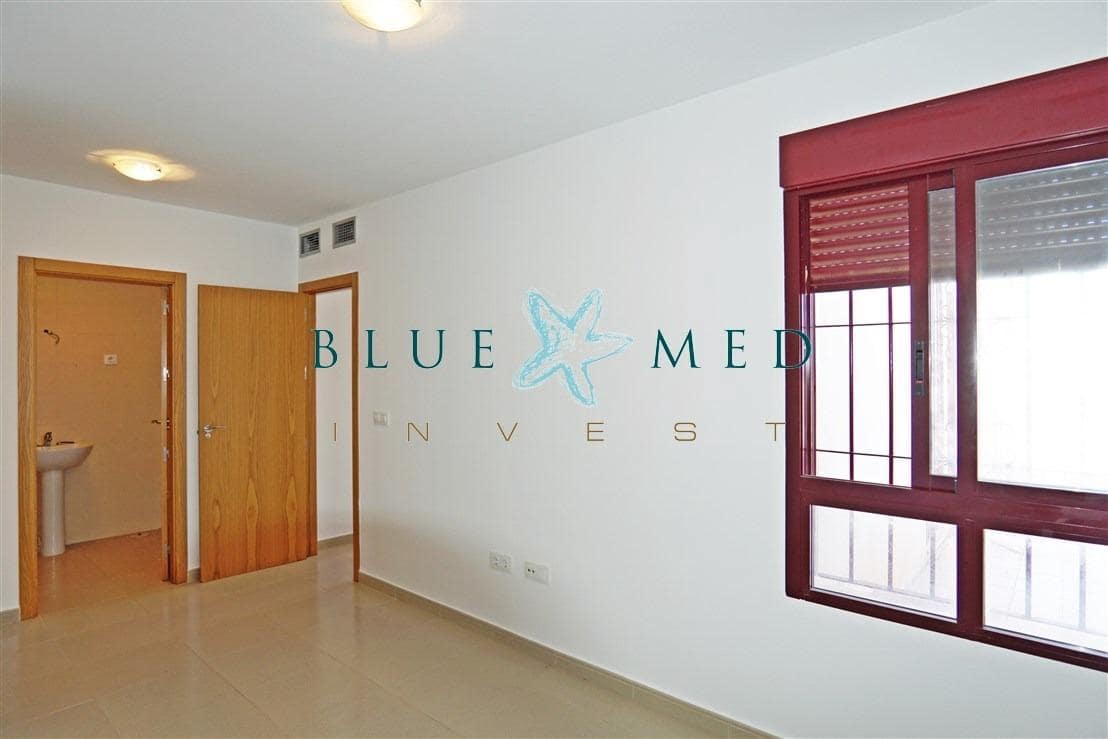 Apartamento de 2 habitaciones en Isla Plana en venta con piscina garaje - 169.900 € (Ref: 10166700)