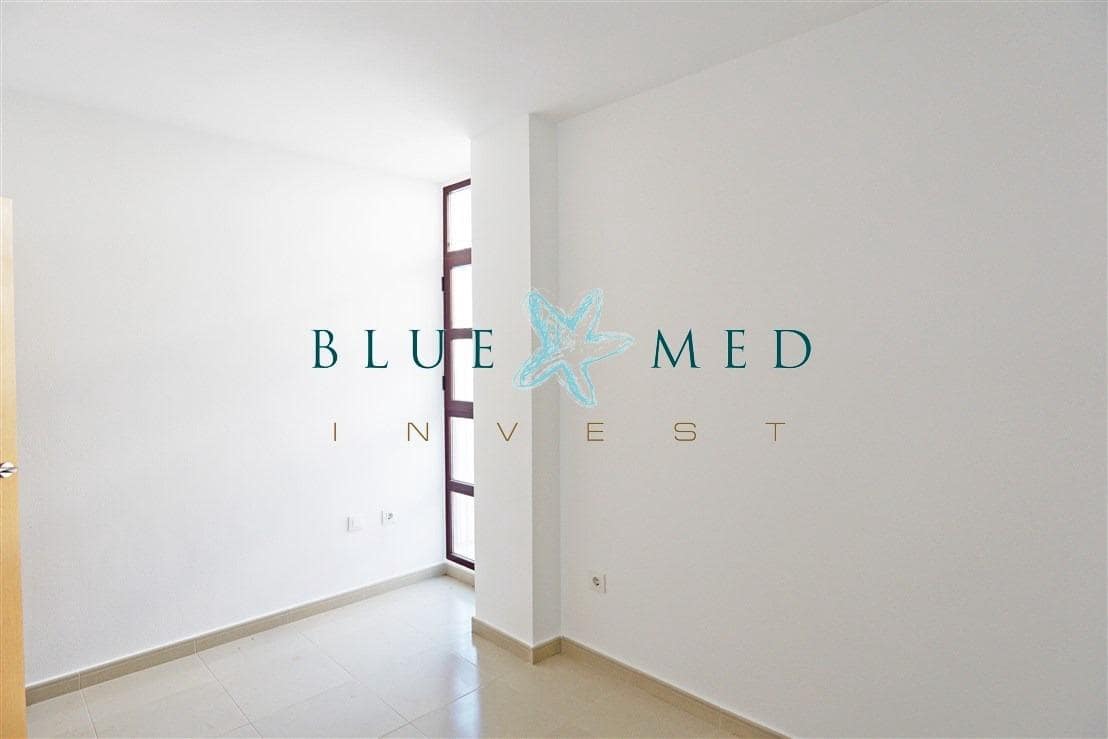 Apartamento de 2 habitaciones en Isla Plana en venta con piscina garaje - 169.900 € (Ref: 10166700)