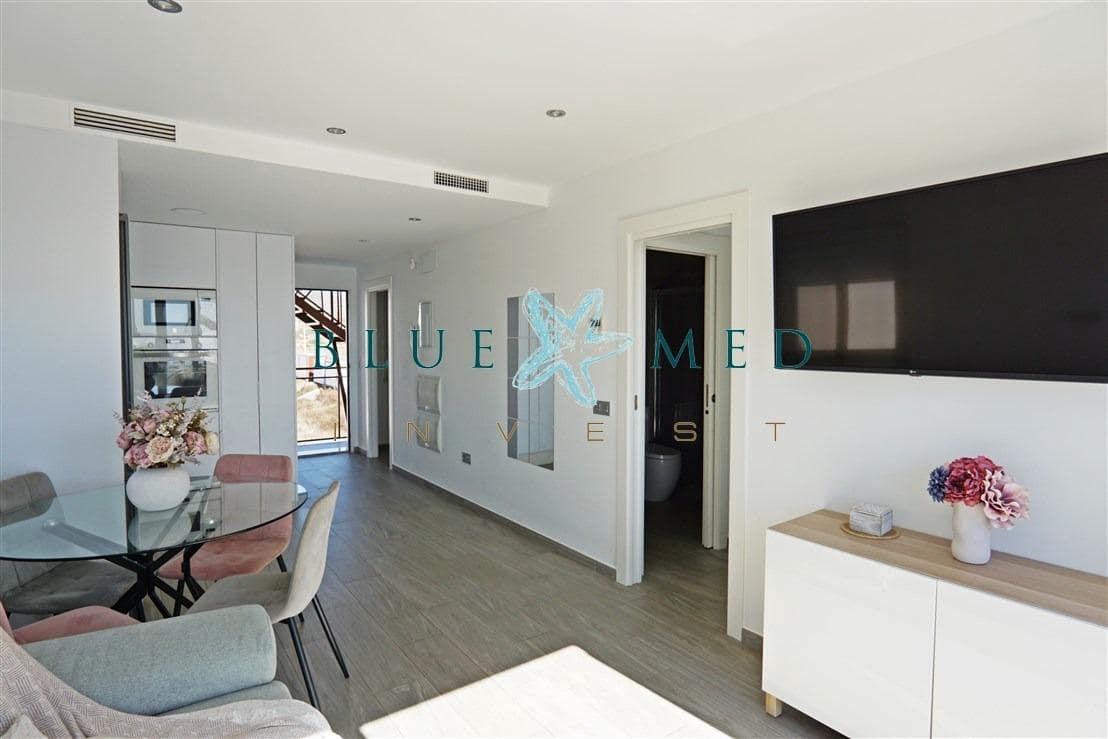 Ático de 2 habitaciones en Alamillo en venta - 342.000 € (Ref: 10184981)