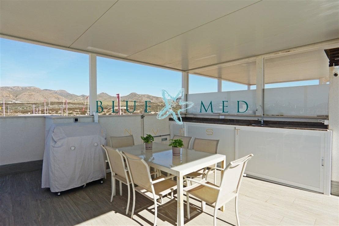 Ático de 2 habitaciones en Alamillo en venta - 342.000 € (Ref: 10184981)