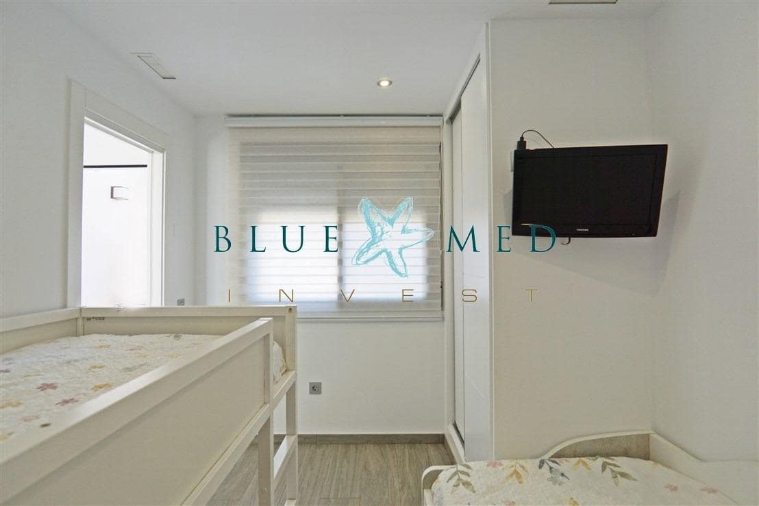 Ático de 2 habitaciones en Alamillo en venta - 342.000 € (Ref: 10184981)