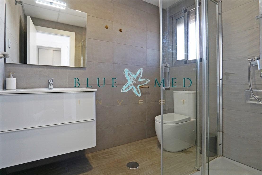 Ático de 2 habitaciones en Alamillo en venta - 342.000 € (Ref: 10184981)