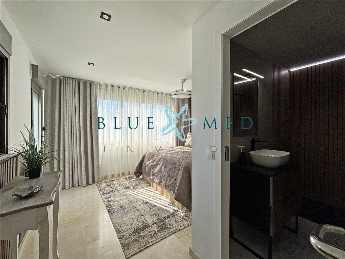 4 chambre Villa/Maison à vendre à Isla Plana avec piscine garage - 1 995 000 € (Ref: 10184982)