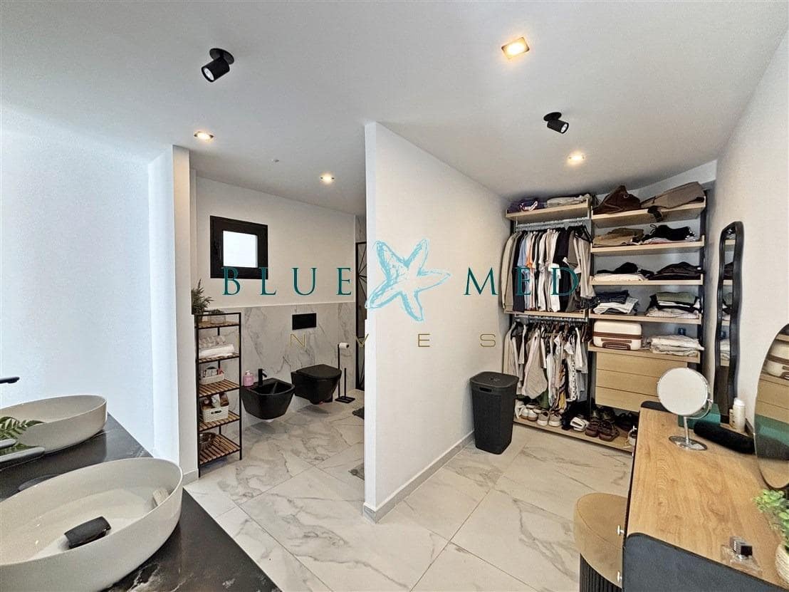 4 chambre Villa/Maison à vendre à Isla Plana avec piscine garage - 1 995 000 € (Ref: 10184982)