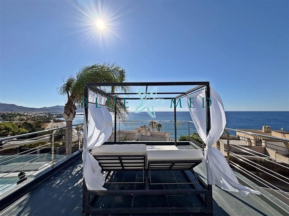 4 chambre Villa/Maison à vendre à Isla Plana avec piscine garage - 1 995 000 € (Ref: 10184982)