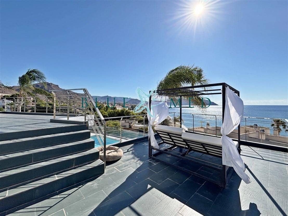4 chambre Villa/Maison à vendre à Isla Plana avec piscine garage - 1 995 000 € (Ref: 10184982)