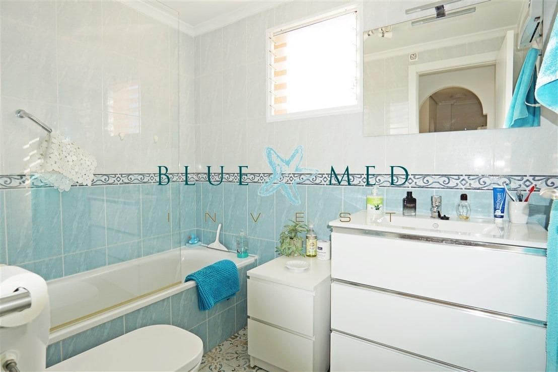 2 soveværelse Penthouse til salg i Puerto de Mazarron med swimmingpool garage - € 175.000 (Ref: 10187123)