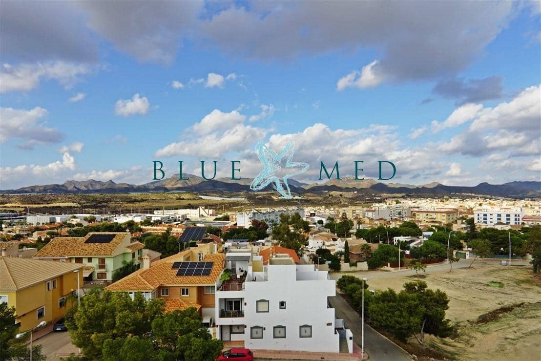 2 soveværelse Penthouse til salg i Puerto de Mazarron med swimmingpool garage - € 175.000 (Ref: 10187123)