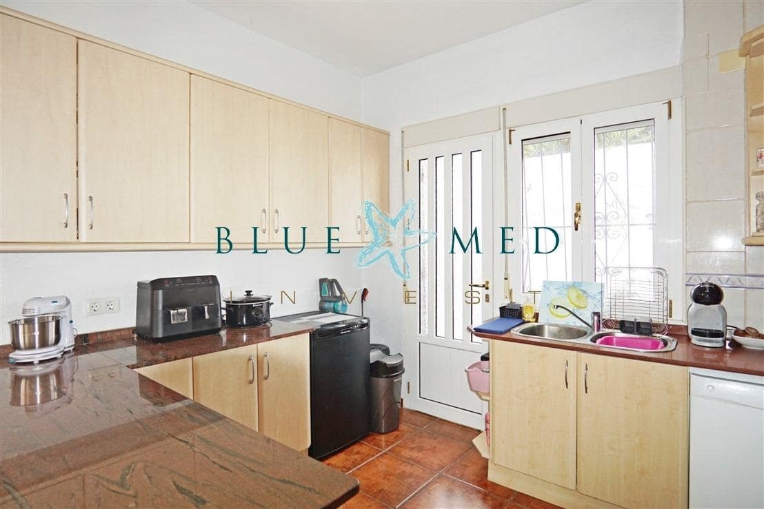 Chalet de 4 habitaciones en Isla Plana en venta con garaje - 425.000 € (Ref: 10187125)