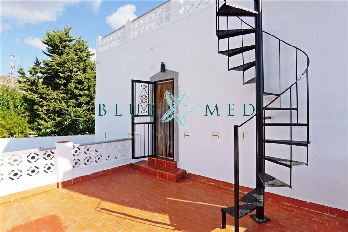 Chalet de 4 habitaciones en Isla Plana en venta con garaje - 425.000 € (Ref: 10187125)