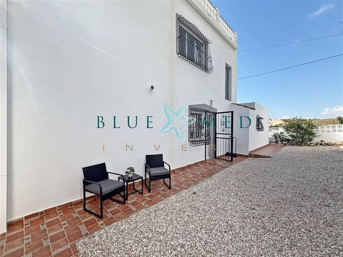 Chalet de 4 habitaciones en Isla Plana en venta con garaje - 425.000 € (Ref: 10187125)