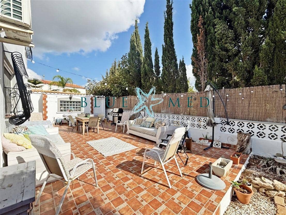 Chalet de 4 habitaciones en Isla Plana en venta con garaje - 425.000 € (Ref: 10187125)