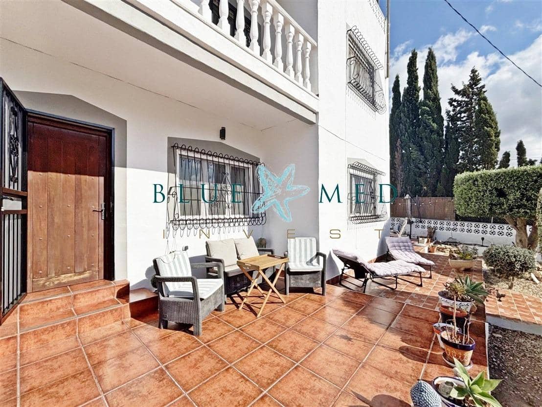 Chalet de 4 habitaciones en Isla Plana en venta con garaje - 425.000 € (Ref: 10187125)