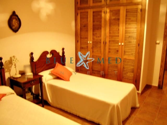 6 slaapkamer Finca/Landhuis te koop in Cehegín met garage - € 365.000 (Ref: 7484918)