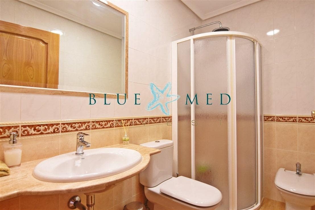 5 bedroom Villa for sale in Isla Plana with pool garage - € 1,399,000 (Ref: 7484926)