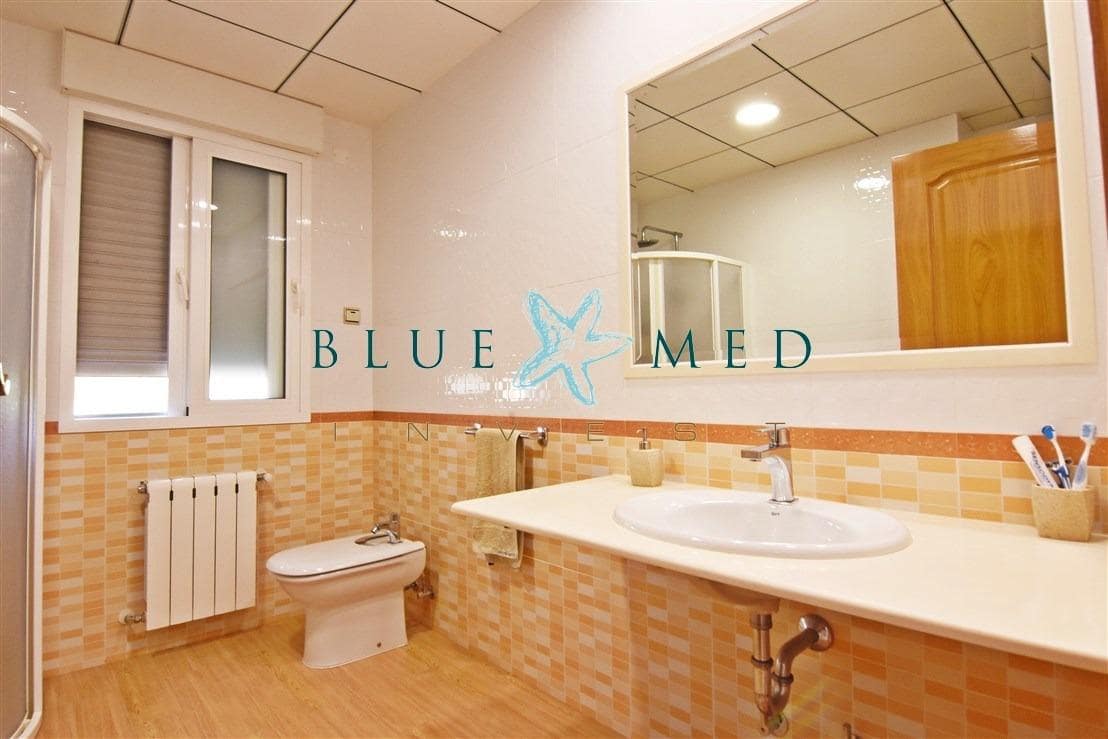 5 bedroom Villa for sale in Isla Plana with pool garage - € 1,399,000 (Ref: 7484926)