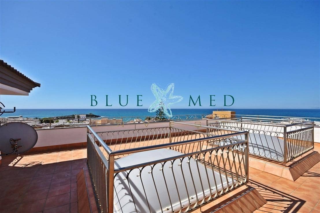 5 bedroom Villa for sale in Isla Plana with pool garage - € 1,399,000 (Ref: 7484926)