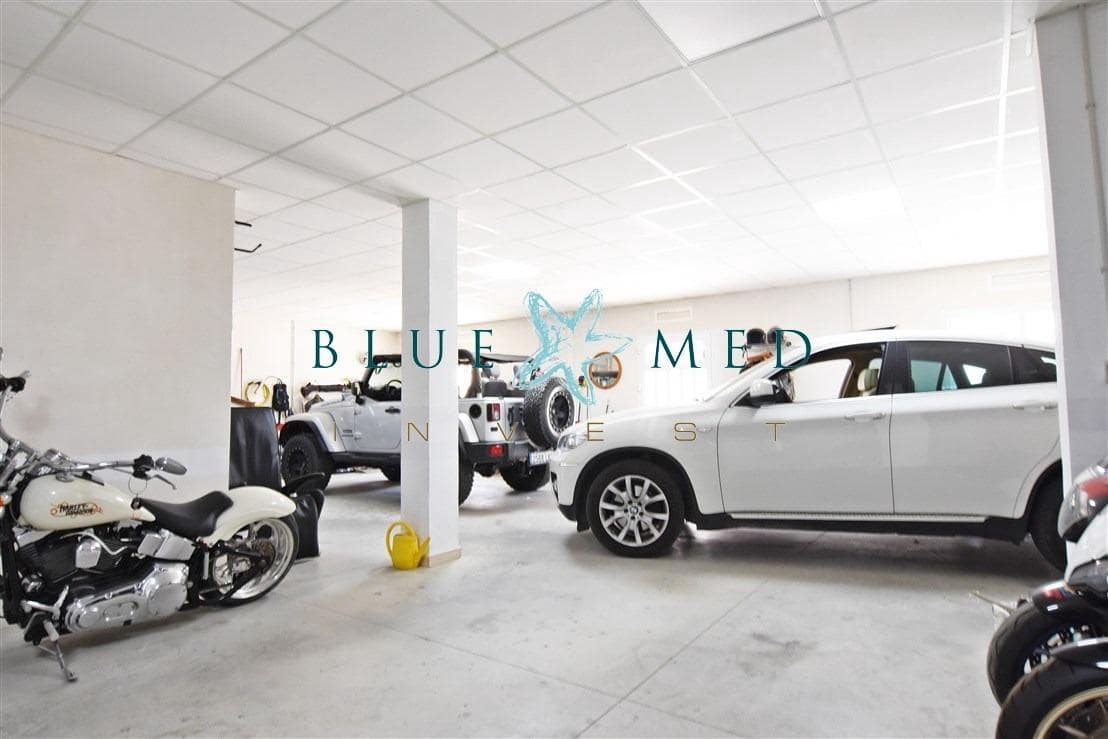 5 bedroom Villa for sale in Isla Plana with pool garage - € 1,399,000 (Ref: 7484926)