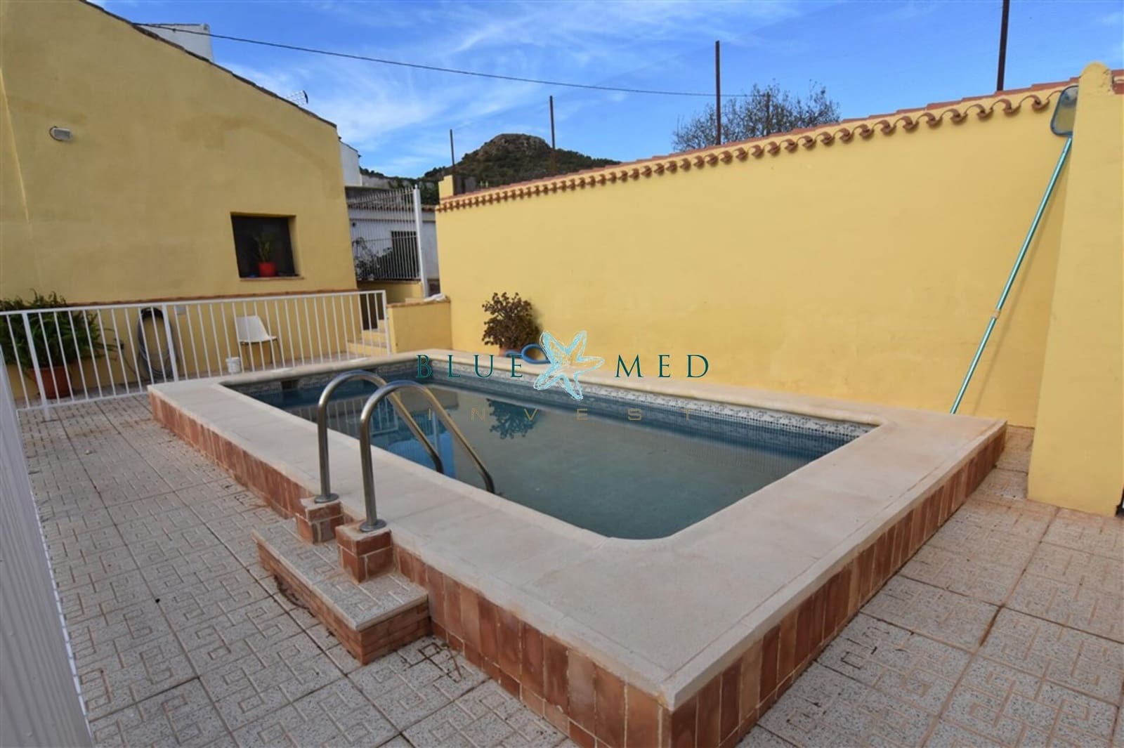 3 soveværelse Finca/Landehus til salg i Las Palas med swimmingpool garage - € 175.000 (Ref: 7484930)