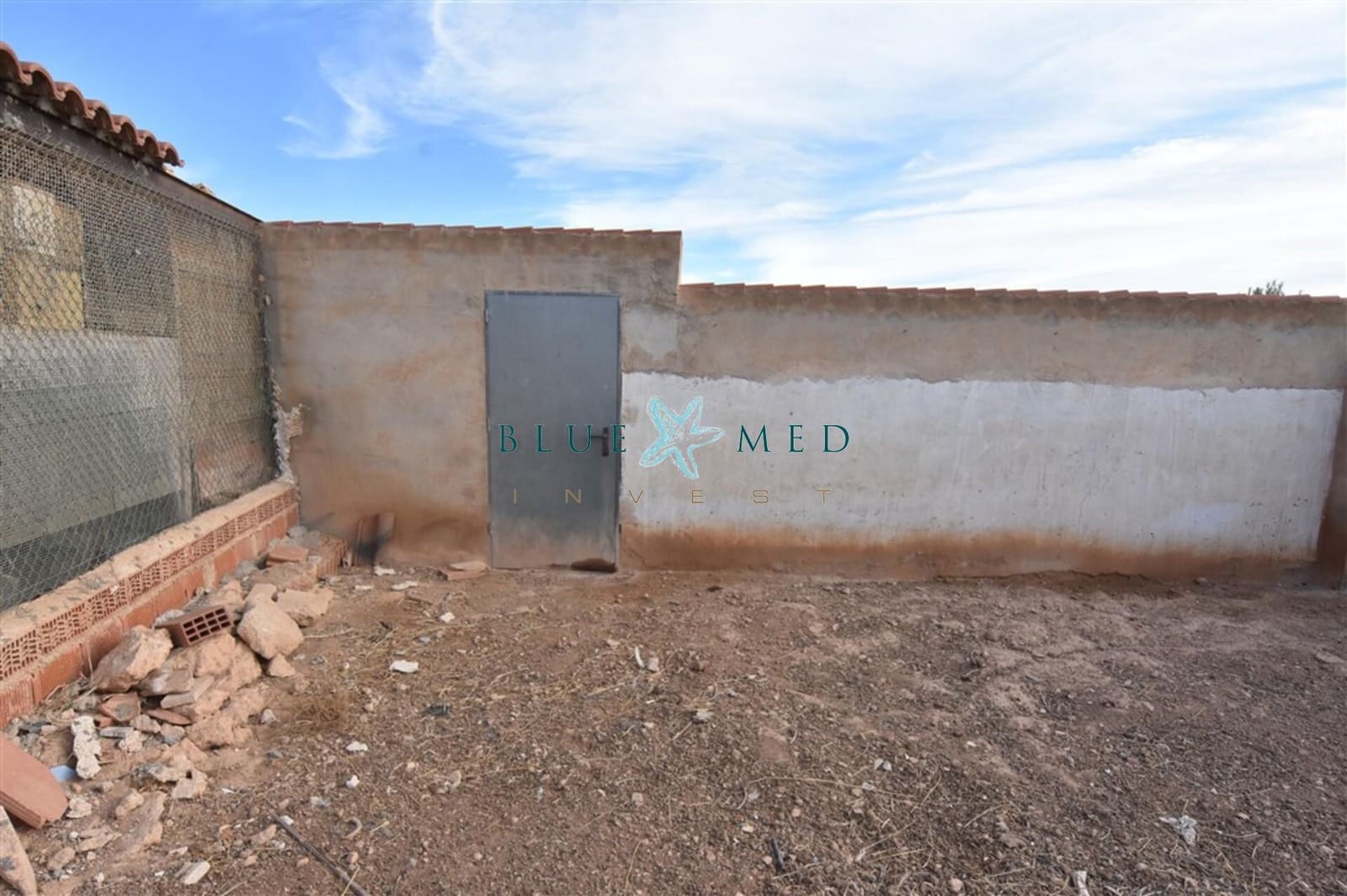 3 soveværelse Finca/Landehus til salg i Las Palas med swimmingpool garage - € 175.000 (Ref: 7484930)