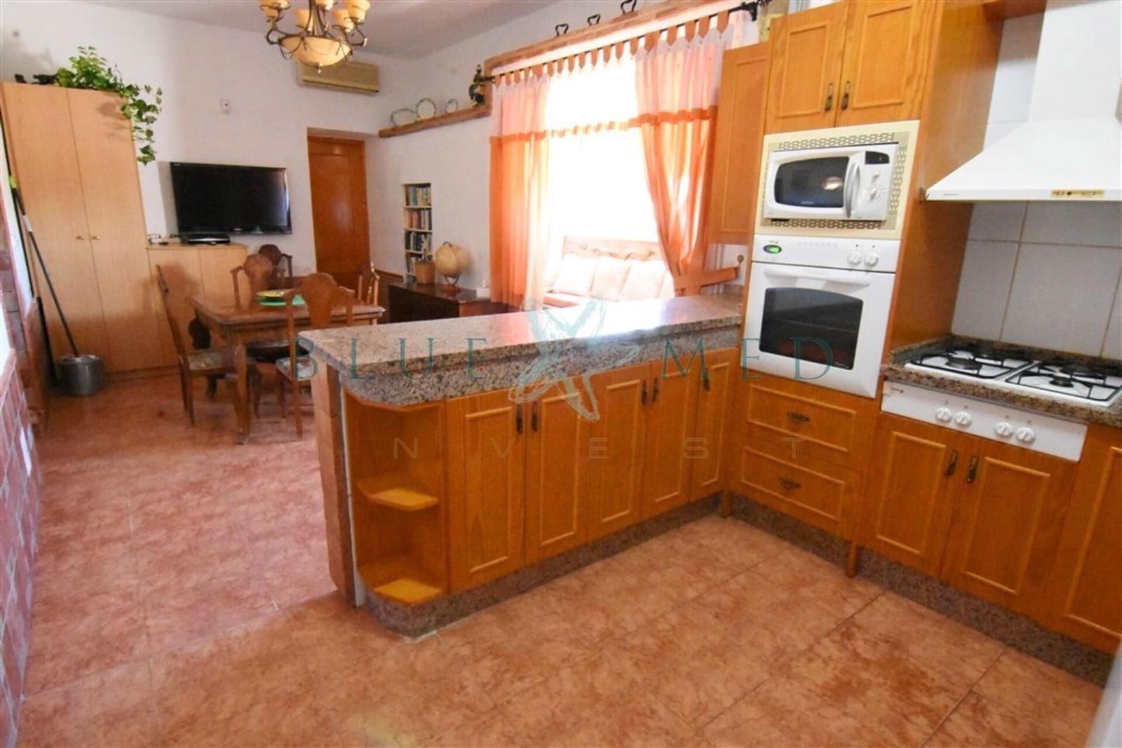 4 soveværelse Finca/Landehus til salg i Valladolises med swimmingpool garage - € 269.900 (Ref: 7484936)