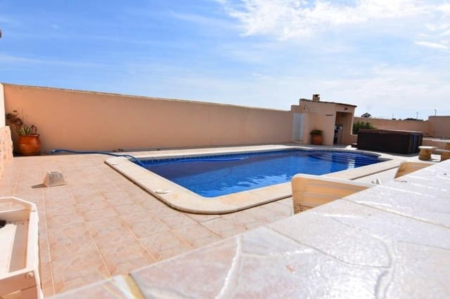 4 makuuhuone Maalaistalo myytävänä paikassa Valladolises, Murcia kaupunki mukana uima-altaan 
autotalli - 269 900 € (Ref: 7484936)