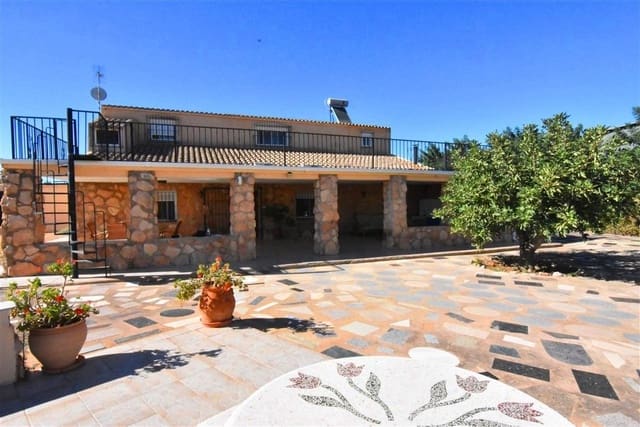 4 makuuhuone Maalaistalo myytävänä paikassa Valladolises, Murcia kaupunki mukana uima-altaan 
autotalli - 269 900 € (Ref: 7484936)