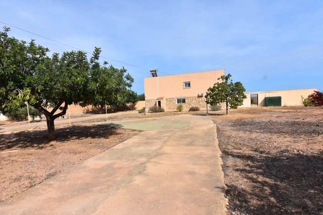 4 makuuhuone Maalaistalo myytävänä paikassa Valladolises, Murcia kaupunki mukana uima-altaan 
autotalli - 269 900 € (Ref: 7484936)