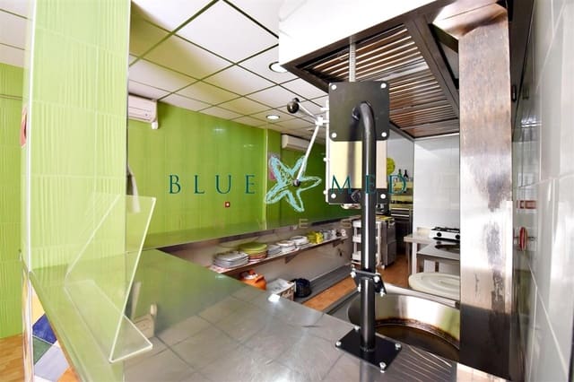 Commercieel te koop in Puerto de Mazarron, Mazarrón - € 252.000 (Ref: 7493317)