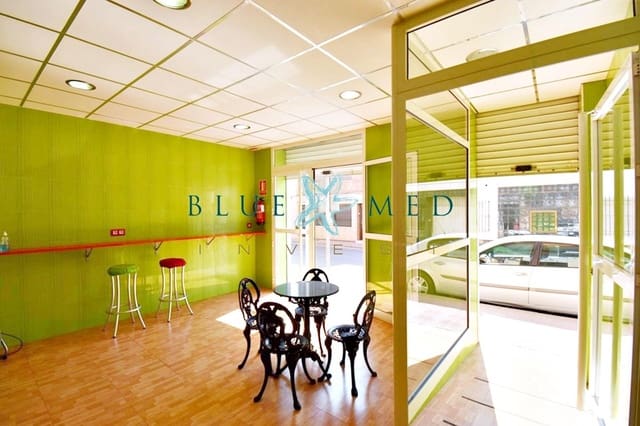 Commercieel te koop in Puerto de Mazarron, Mazarrón - € 252.000 (Ref: 7493317)