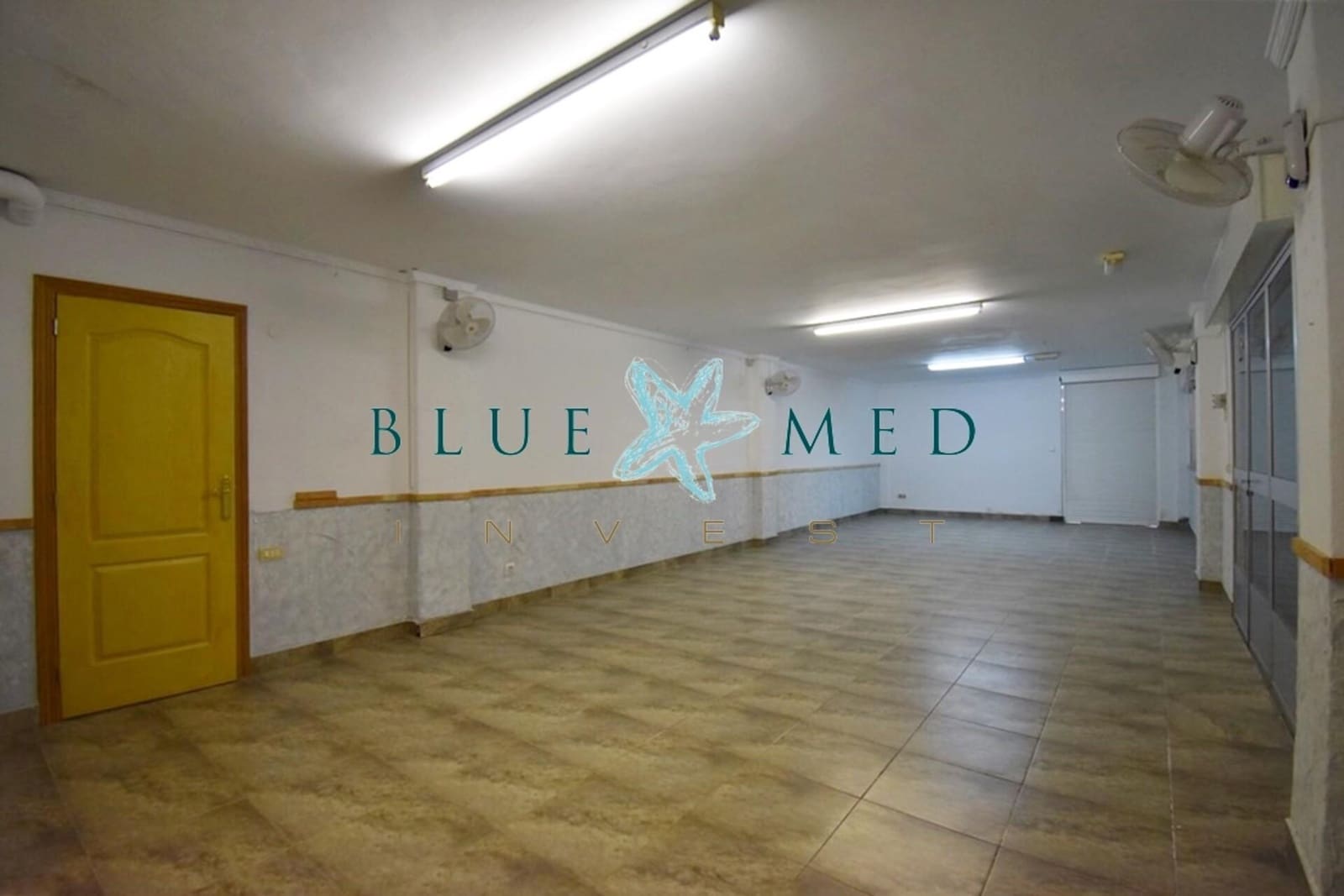 Commerciale in vendita in Puerto de Mazarron - 105.000 € (Rif: 7493318)