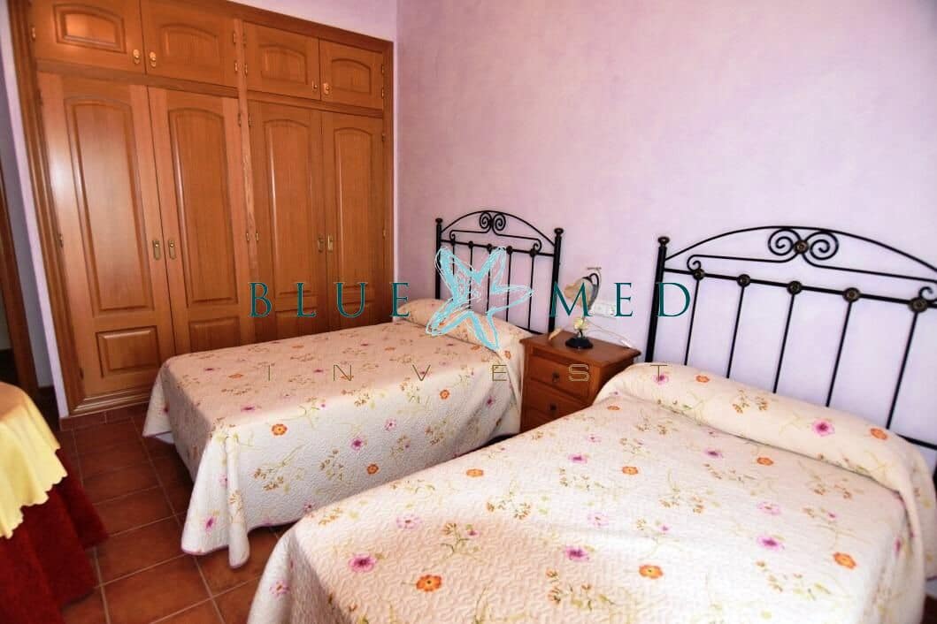 4 soveværelse Finca/Landehus til salg i Leiva med swimmingpool - € 599.995 (Ref: 7500713)