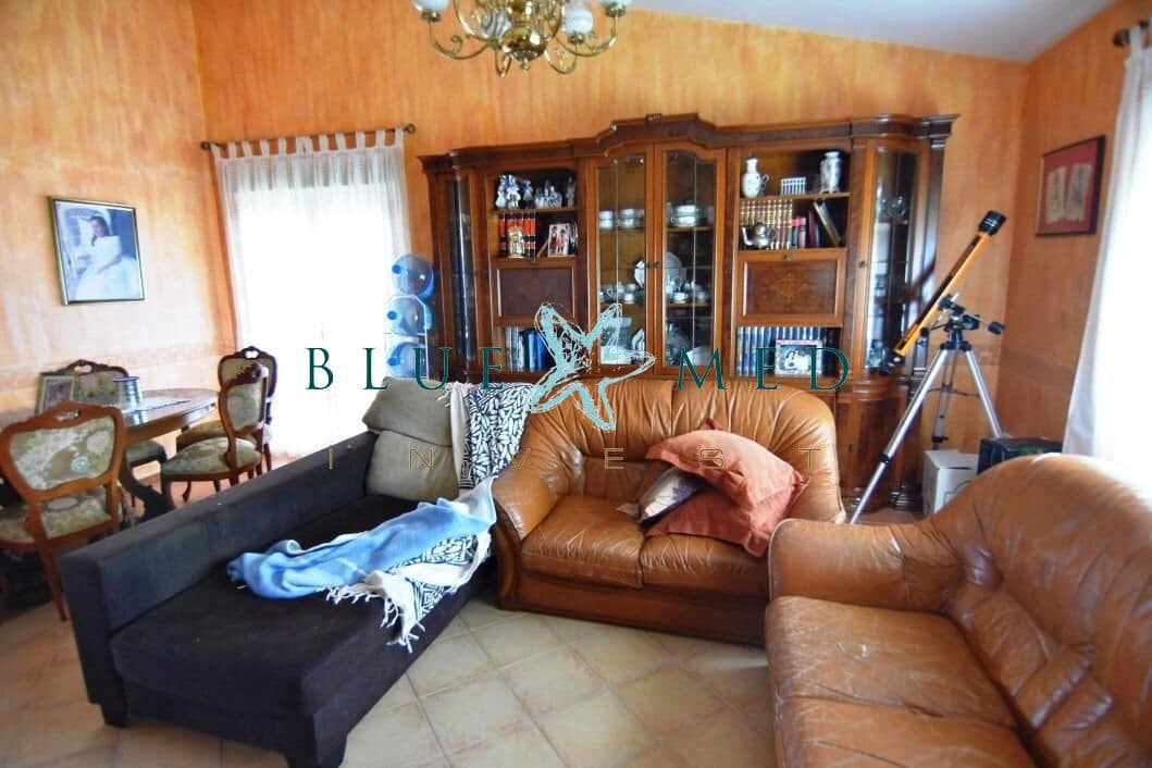 4 soveværelse Finca/Landehus til salg i Leiva med swimmingpool - € 599.995 (Ref: 7500713)