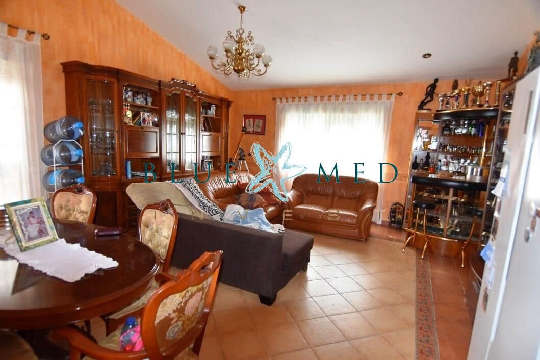 4 soveværelse Finca/Landehus til salg i Leiva med swimmingpool - € 599.995 (Ref: 7500713)