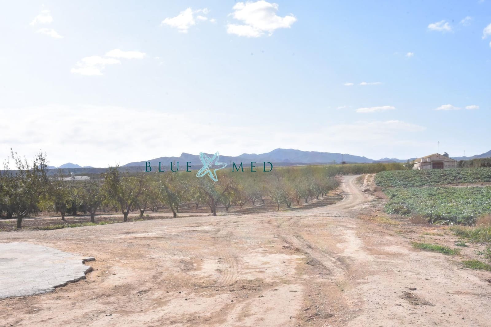 8 soveværelse Finca/Landehus til salg i Mazarron med garage - € 499.995 (Ref: 7502508)