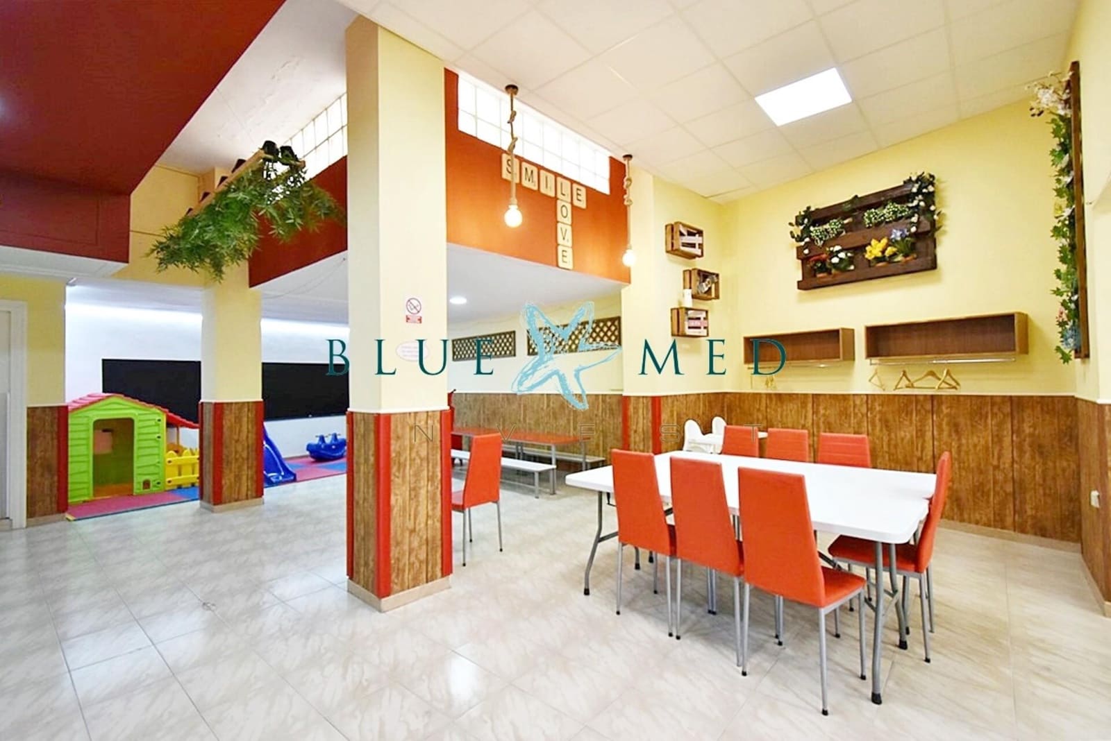 Commercieel te koop in Mazarron - € 135.000 (Ref: 7504302)