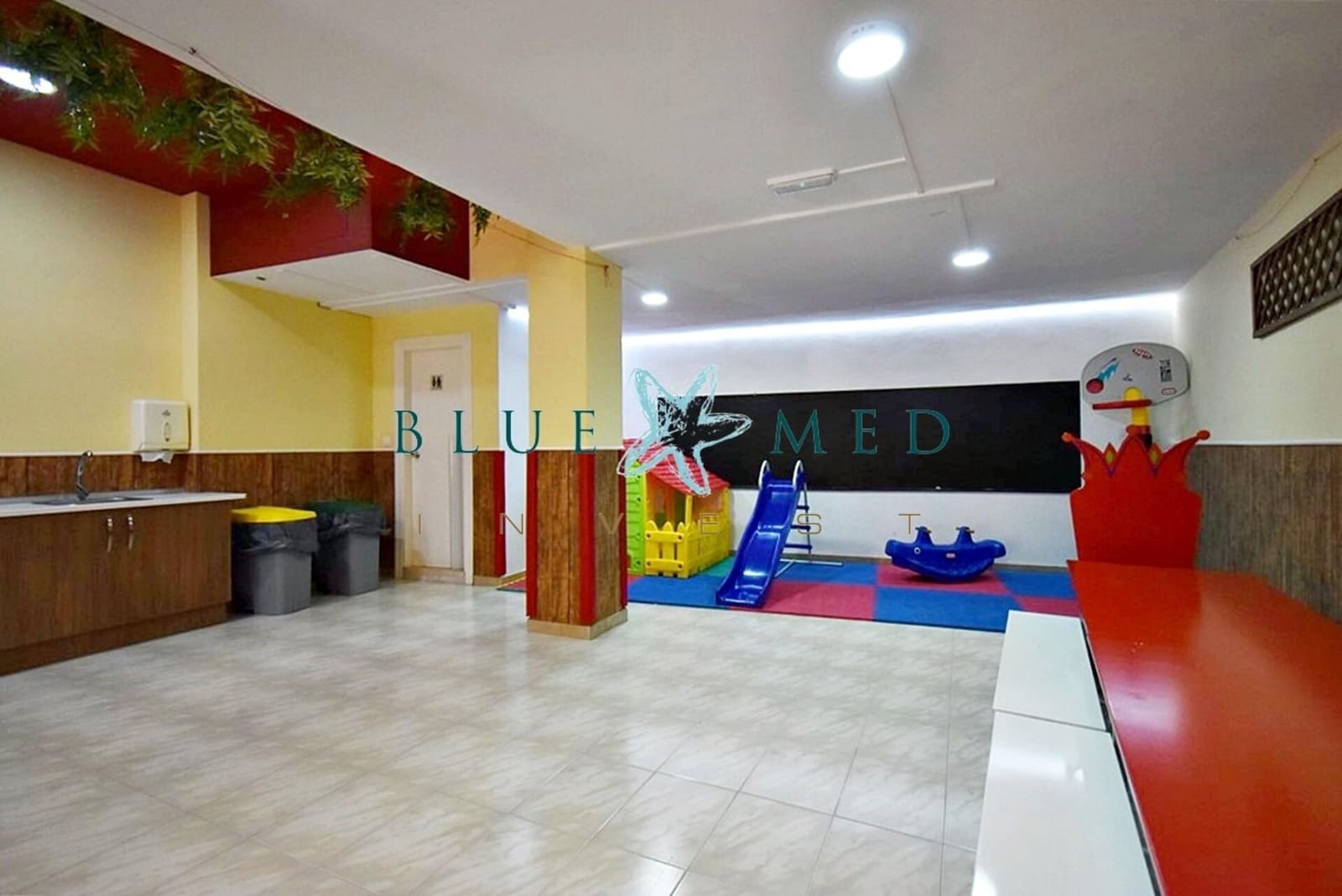 Commercieel te koop in Mazarron - € 135.000 (Ref: 7504302)