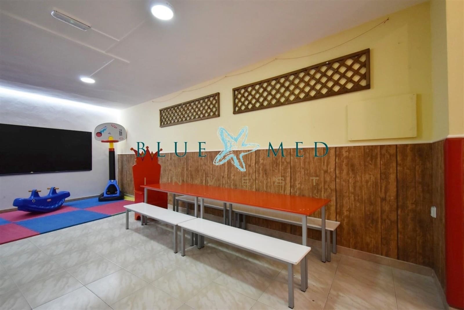 Commercieel te koop in Mazarron - € 135.000 (Ref: 7504302)