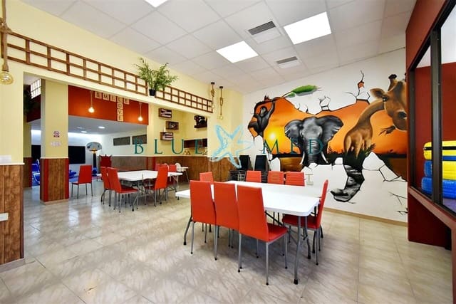 Kaupallinen myytävänä paikassa Mazarrón - 135 000 € (Ref: 7504302)