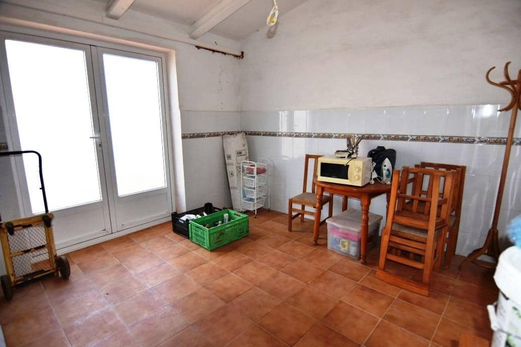 7 bedroom Finca/Country House for sale in Campillo de Abajo with pool garage - € 299,950 (Ref: 7518192)