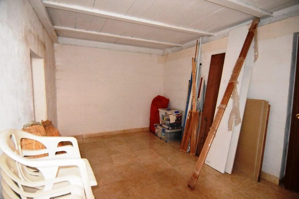 7 bedroom Finca/Country House for sale in Campillo de Abajo with pool garage - € 299,950 (Ref: 7518192)