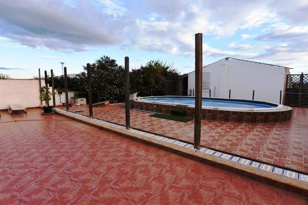 7 bedroom Finca/Country House for sale in Campillo de Abajo with pool garage - € 299,950 (Ref: 7518192)