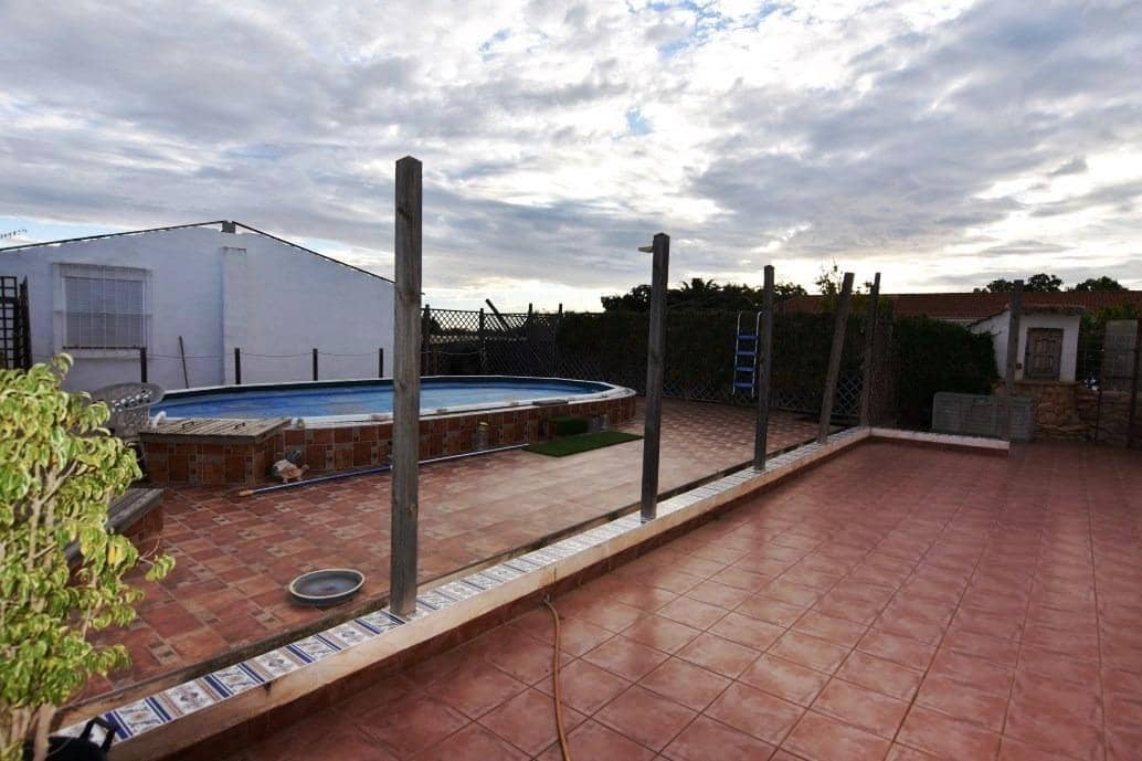 7 bedroom Finca/Country House for sale in Campillo de Abajo with pool garage - € 299,950 (Ref: 7518192)