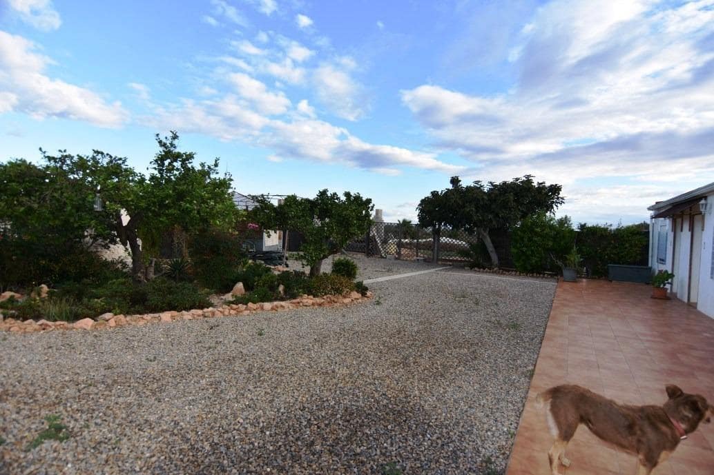 7 bedroom Finca/Country House for sale in Campillo de Abajo with pool garage - € 299,950 (Ref: 7518192)